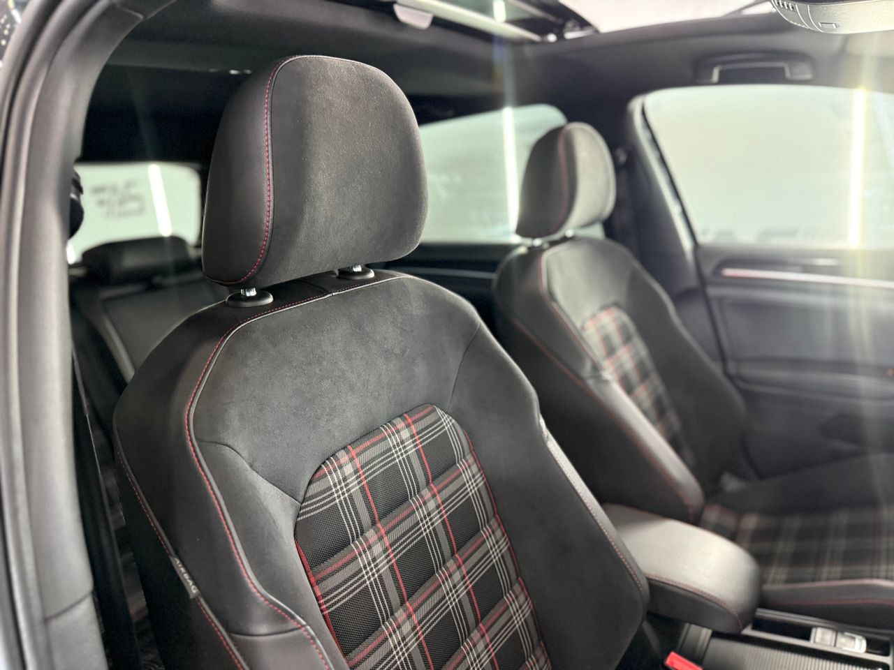 Imagen 142 del Volkswagen Golf en Auto Select Edition, Figueres