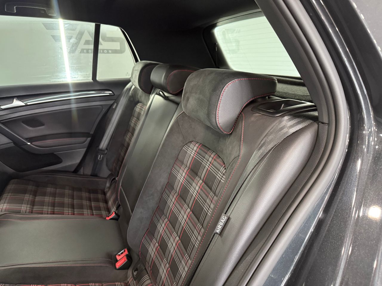 Imagen 92 del Volkswagen Golf en Auto Select Edition, Figueres