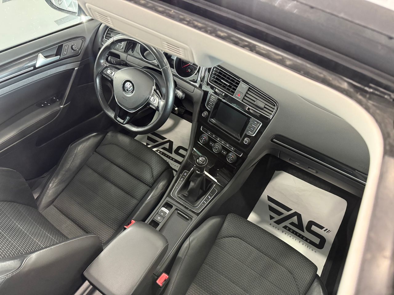 Imagen 70 del Volkswagen Golf en Auto Select Edition, Figueres