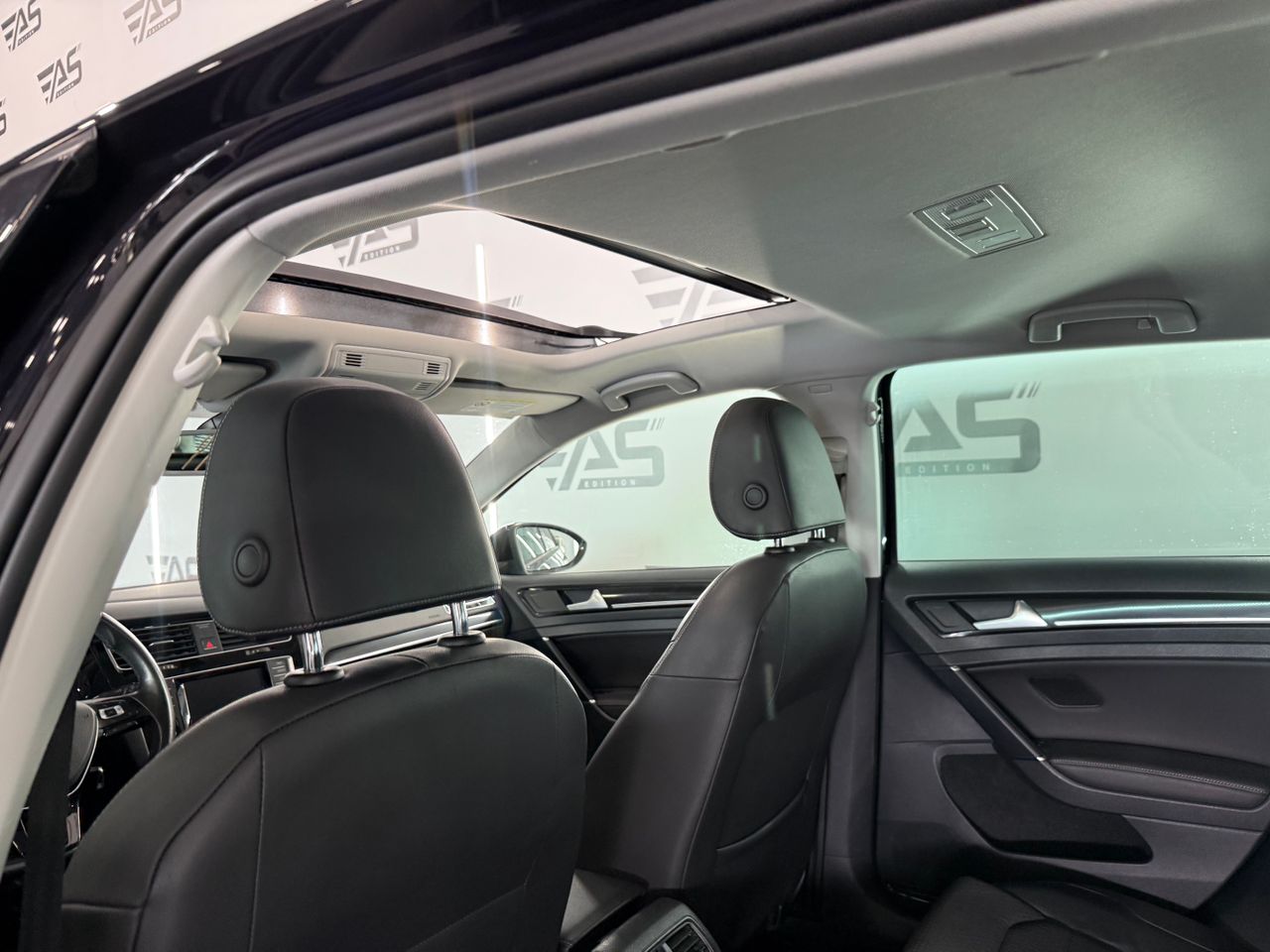 Imagen 101 del Volkswagen Golf en Auto Select Edition, Figueres