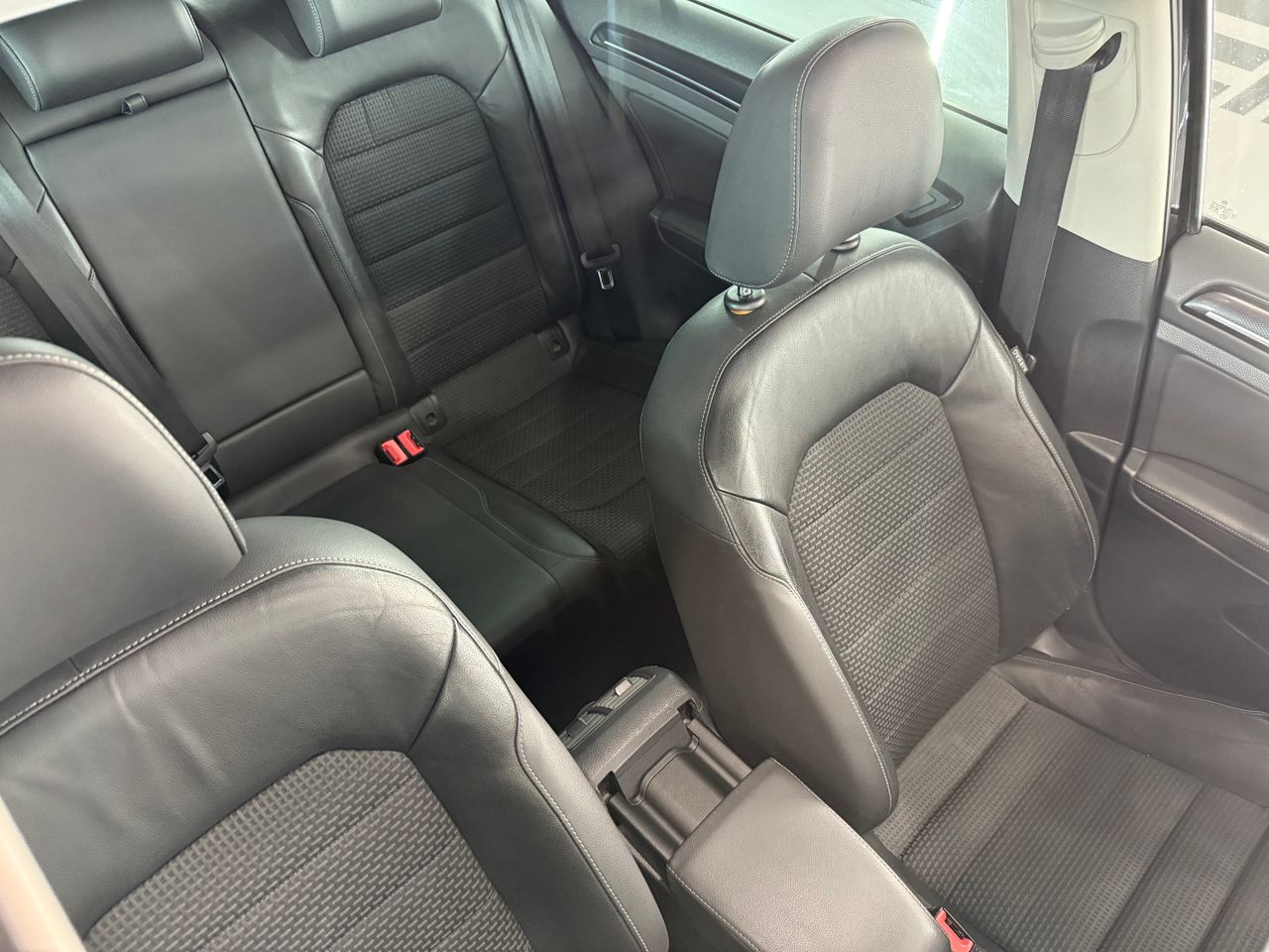 Imagen 69 del Volkswagen Golf en Auto Select Edition, Figueres