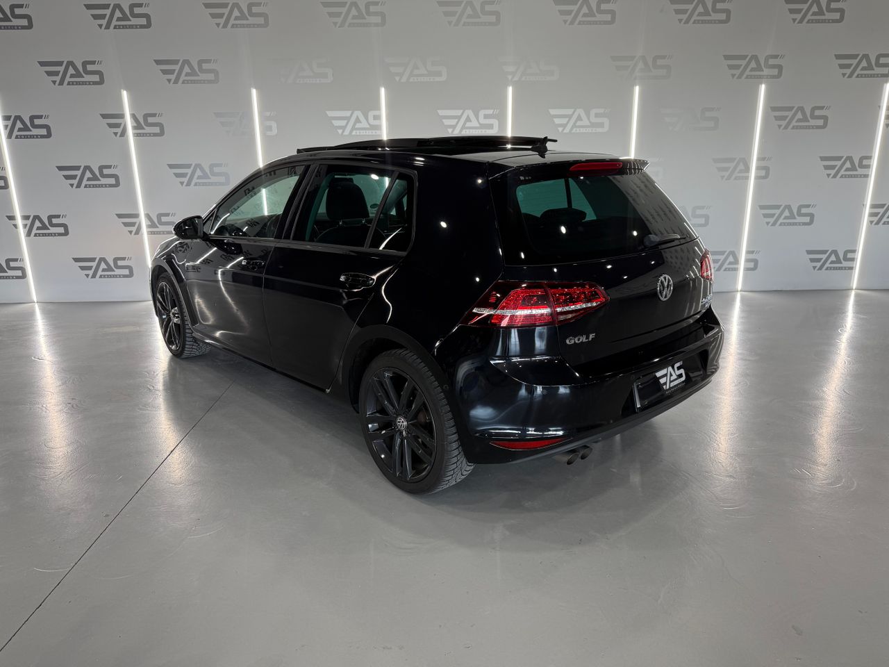 Imagen 5 del Volkswagen Golf en Auto Select Edition, Figueres