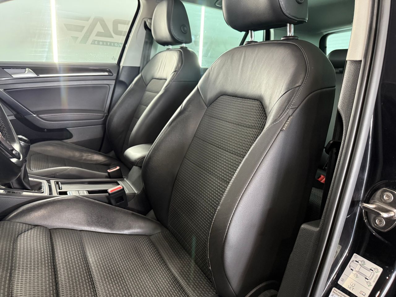 Imagen 119 del Volkswagen Golf en Auto Select Edition, Figueres