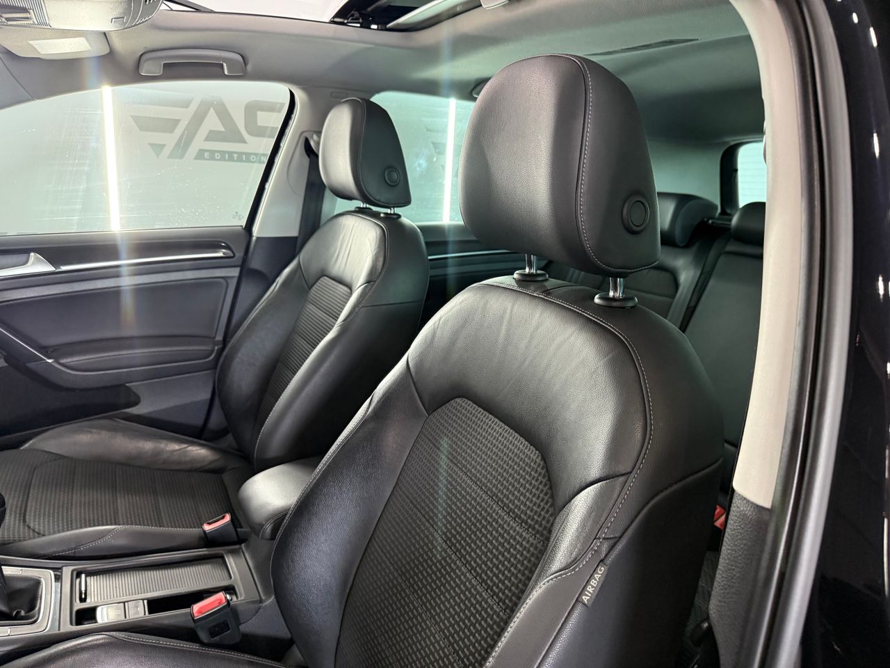 Imagen 114 del Volkswagen Golf en Auto Select Edition, Figueres