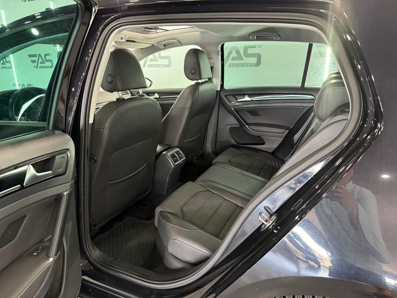 Imagen 100 del Volkswagen Golf en Auto Select Edition, Figueres