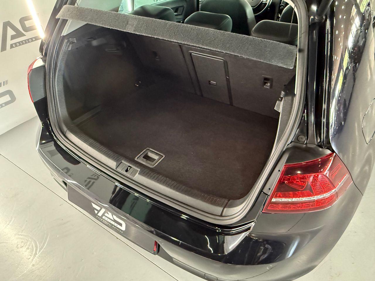 Imagen 54 del Volkswagen Golf en Auto Select Edition, Figueres