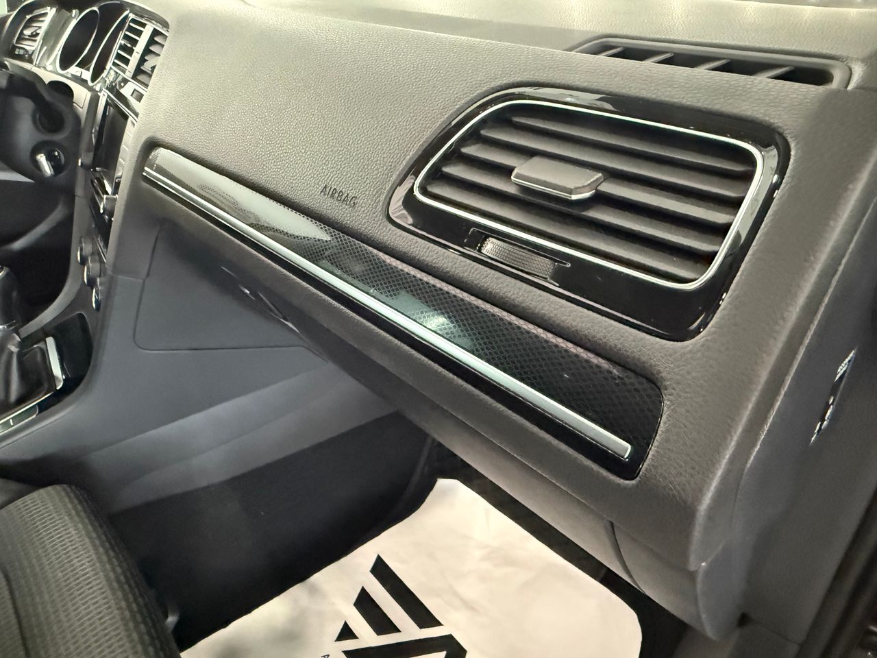 Imagen 75 del Volkswagen Golf en Auto Select Edition, Figueres