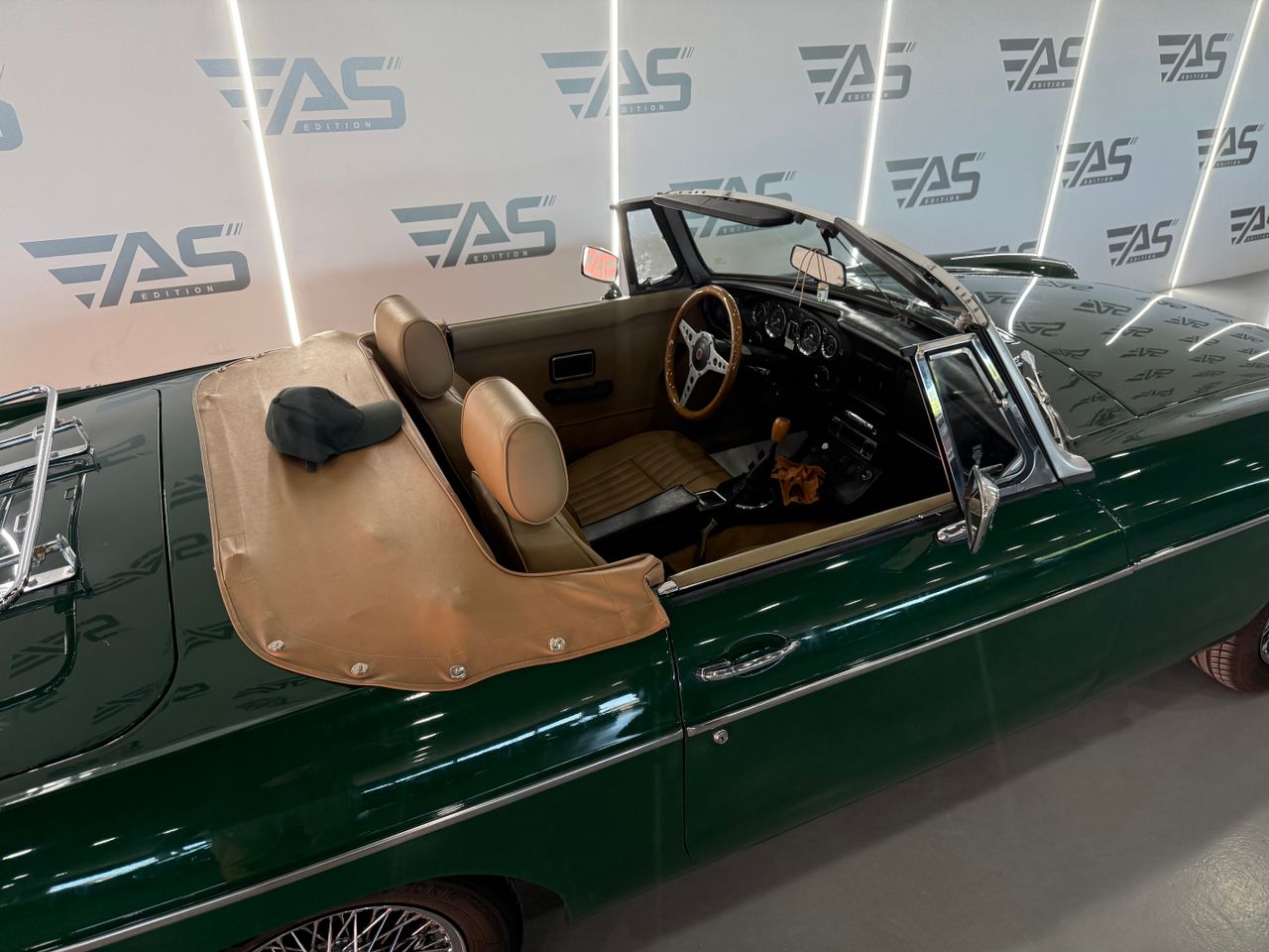 Imagen 118 del MG MGB Roadster en Auto Select Edition, Figueres