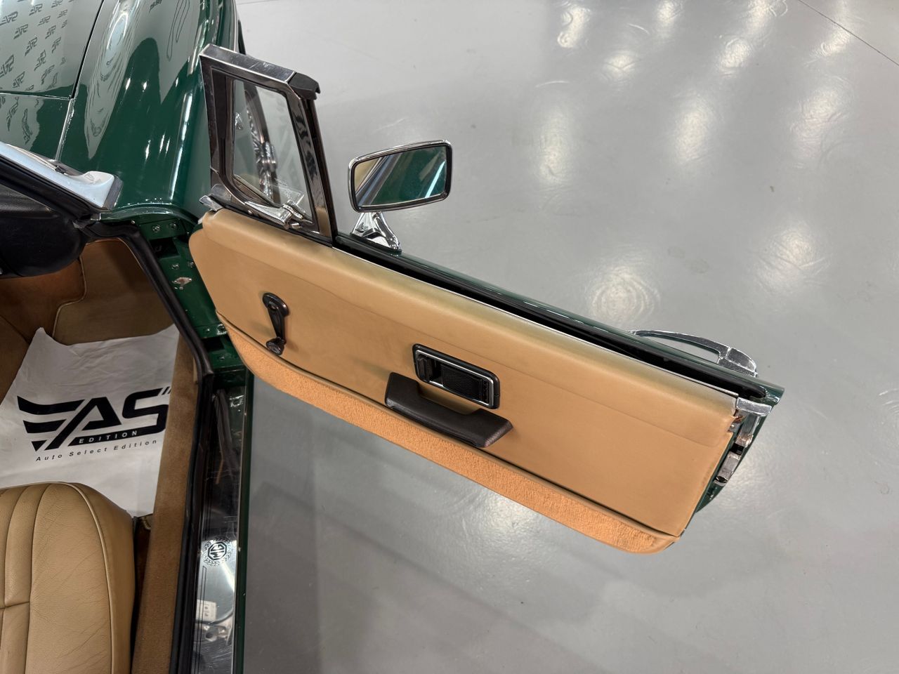 Imagen 174 del MG MGB Roadster en Auto Select Edition, Figueres