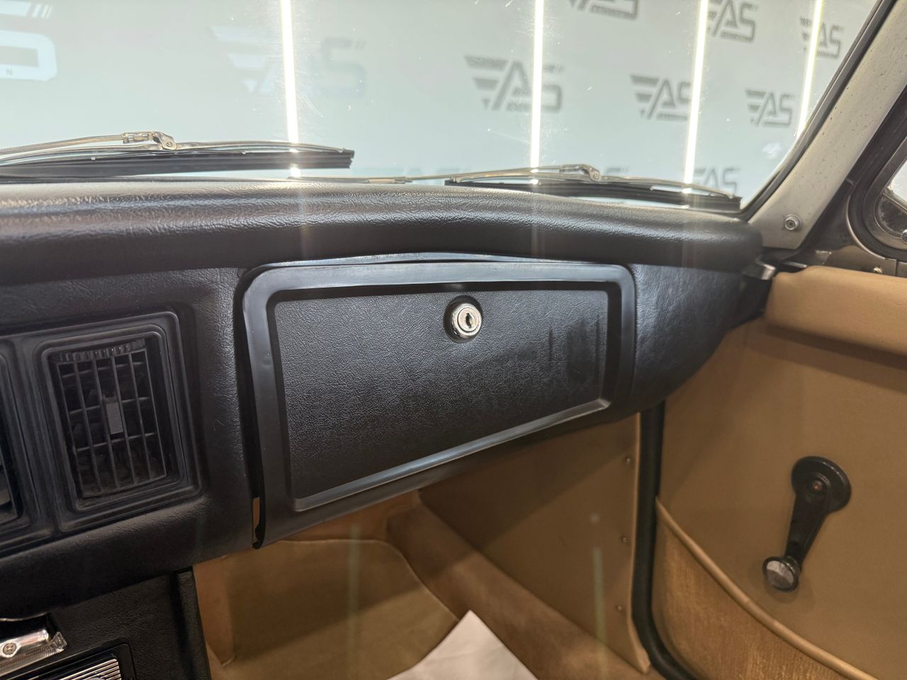 Imagen 167 del MG MGB Roadster en Auto Select Edition, Figueres