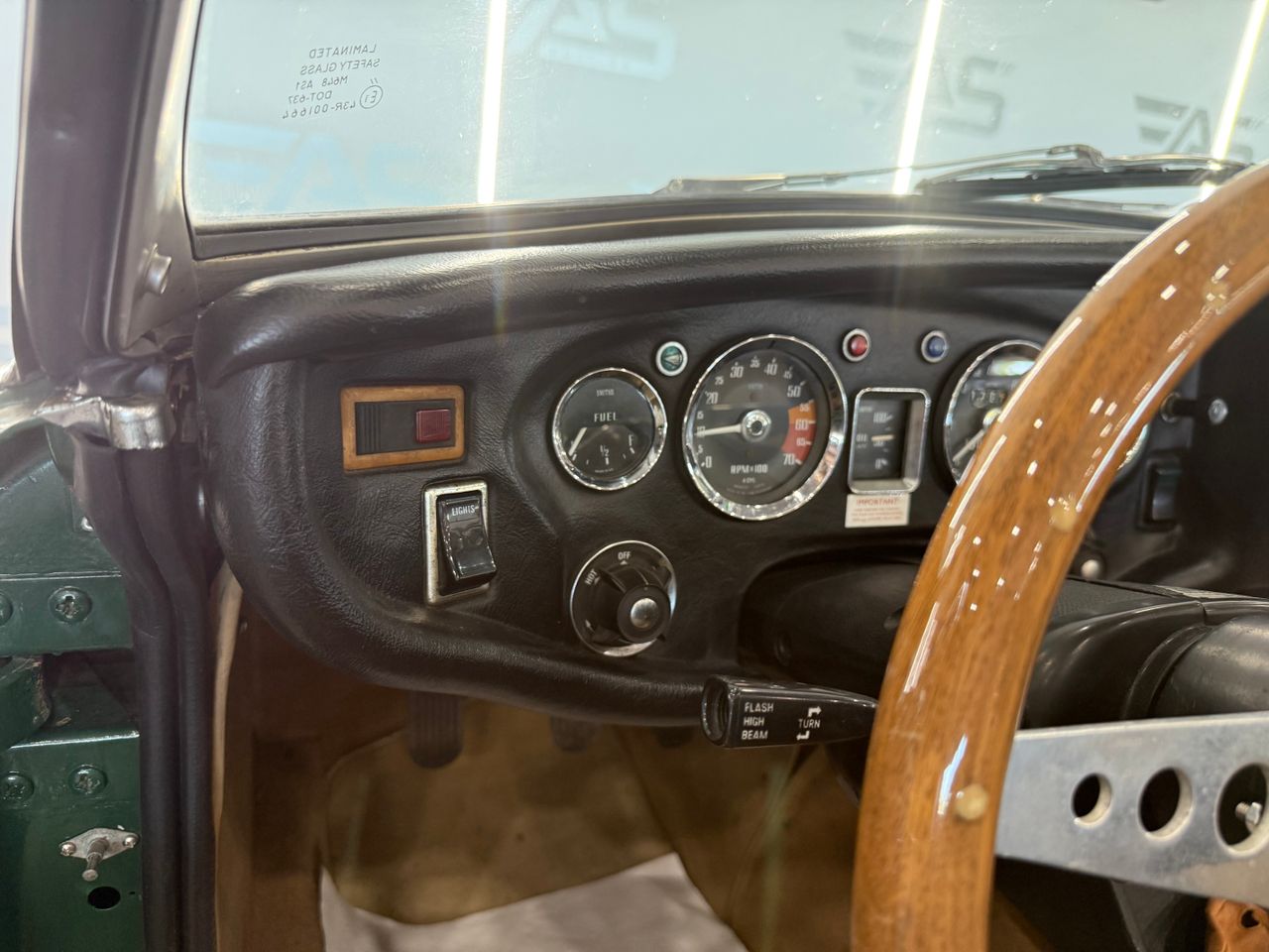 Imagen 156 del MG MGB Roadster en Auto Select Edition, Figueres
