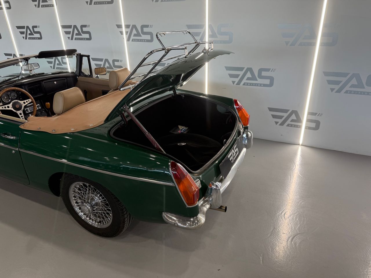 Imagen 109 del MG MGB Roadster en Auto Select Edition, Figueres