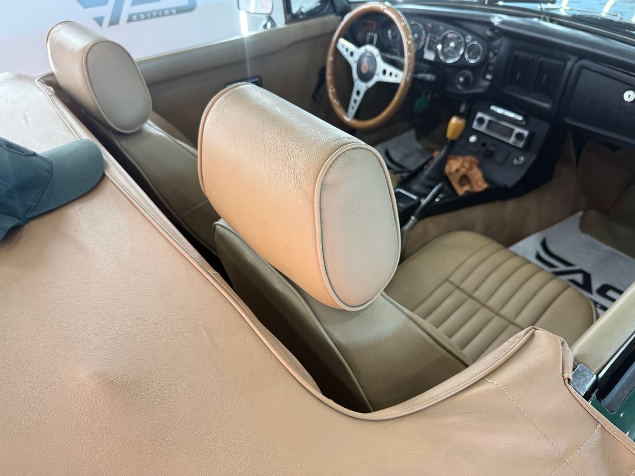 Imagen 173 del MG MGB Roadster en Auto Select Edition, Figueres