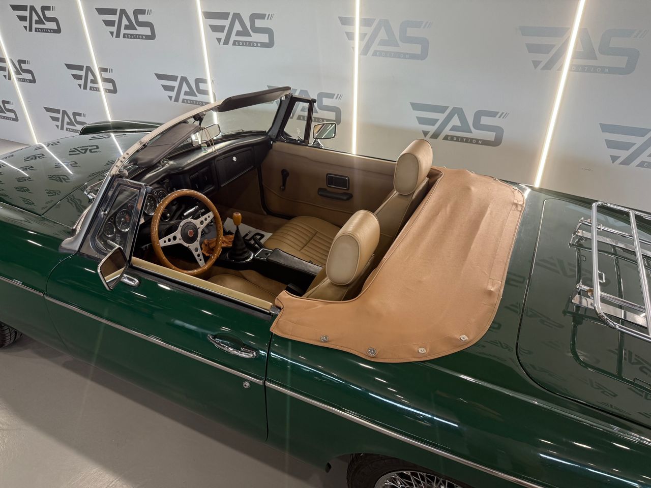Imagen 126 del MG MGB Roadster en Auto Select Edition, Figueres