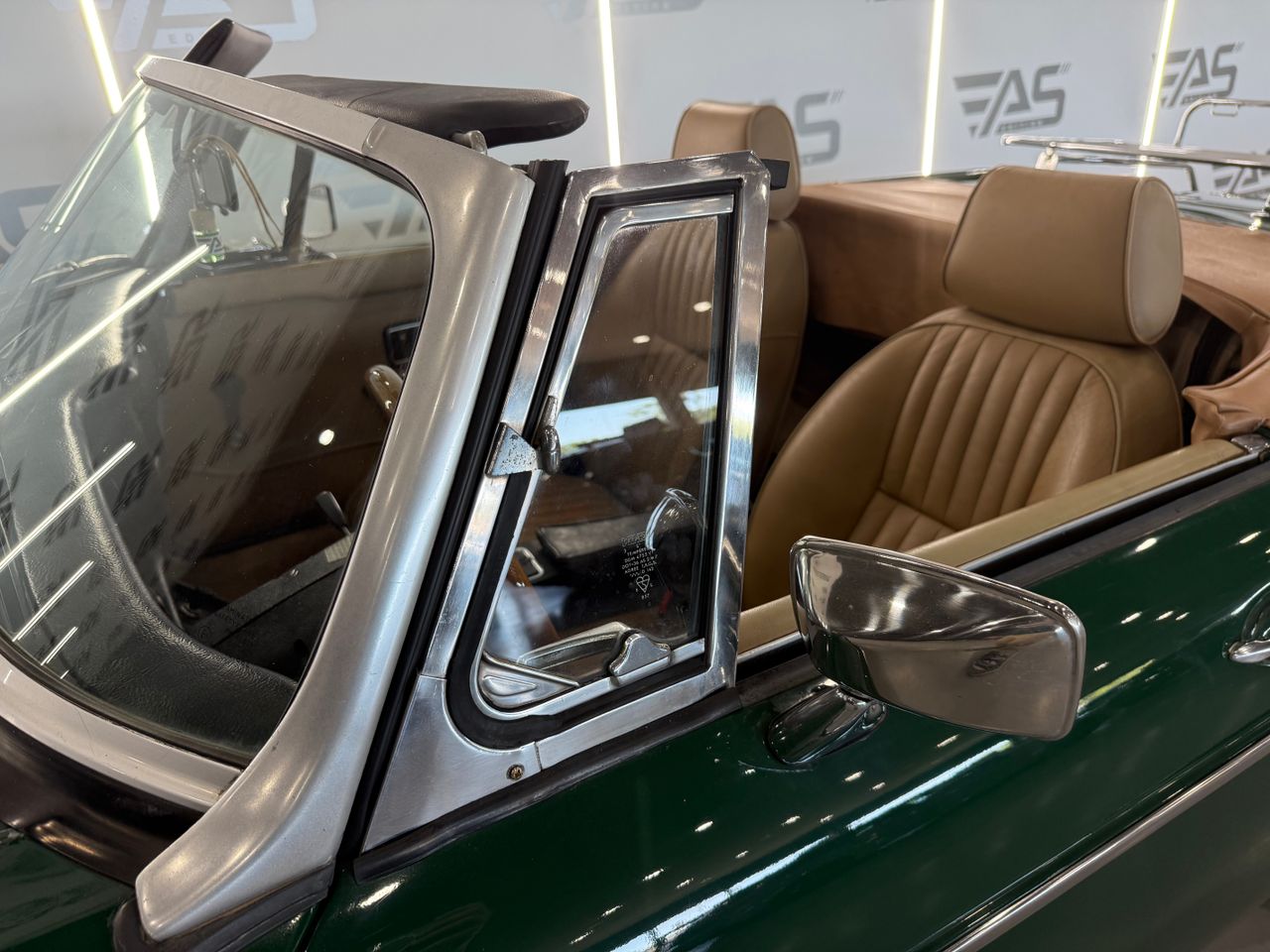 Imagen 20 del MG MGB Roadster en Auto Select Edition, Figueres