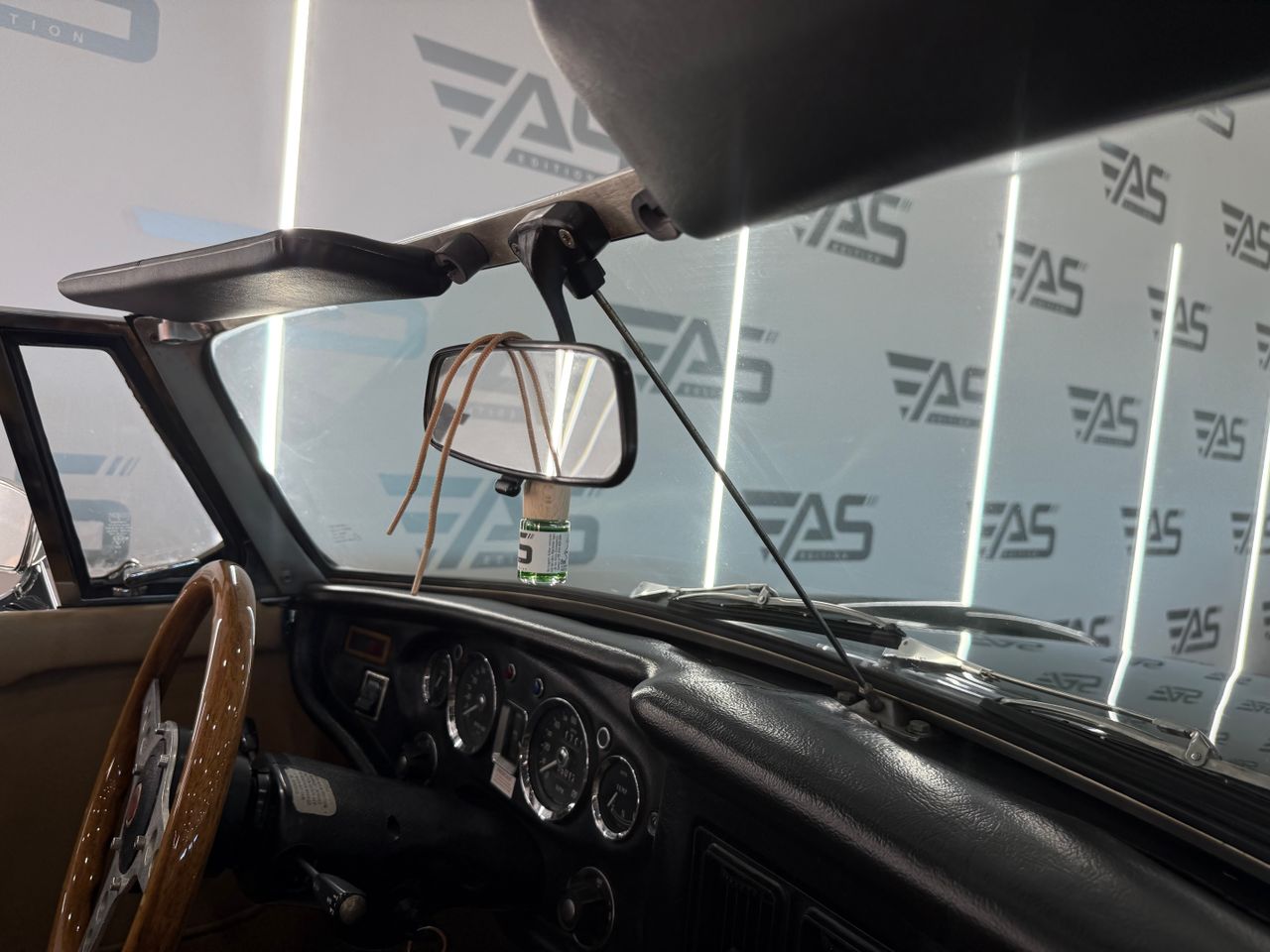 Imagen 181 del MG MGB Roadster en Auto Select Edition, Figueres