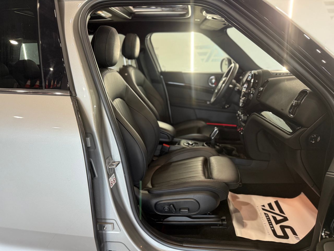Imagen 94 del MINI Countryman en Auto Select Edition, Figueres