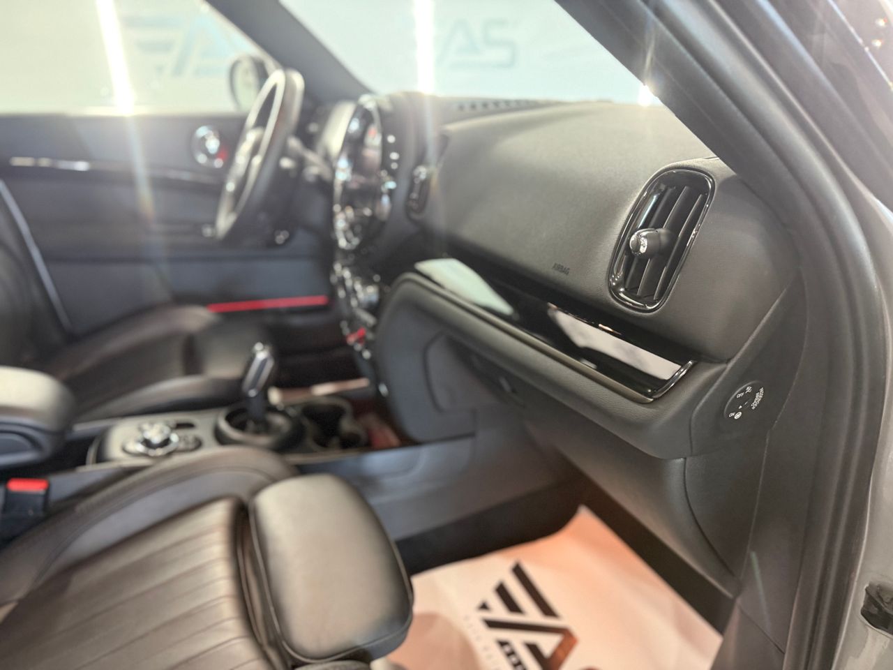 Imagen 103 del MINI Countryman en Auto Select Edition, Figueres