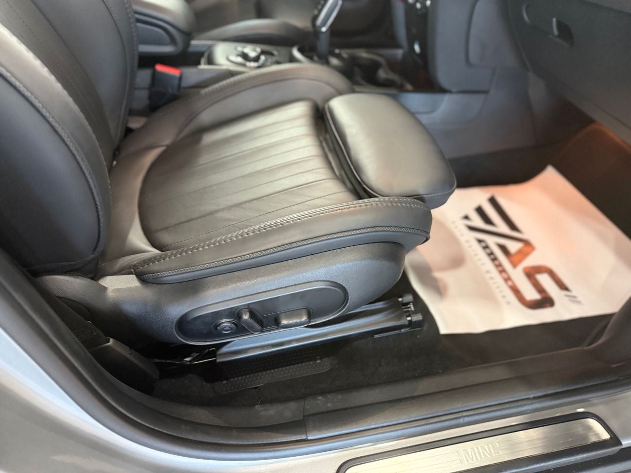 Imagen 100 del MINI Countryman en Auto Select Edition, Figueres
