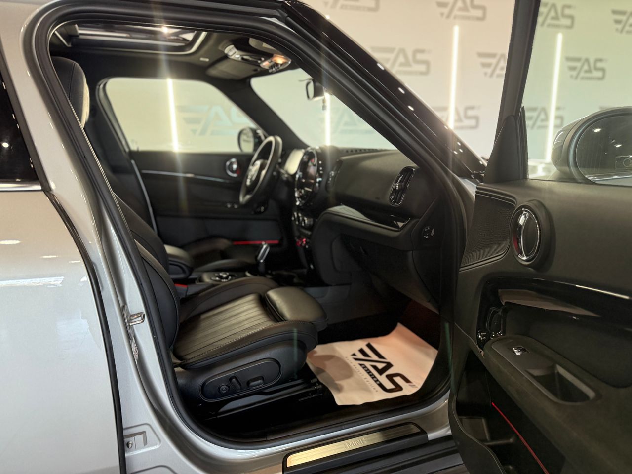 Imagen 93 del MINI Countryman en Auto Select Edition, Figueres
