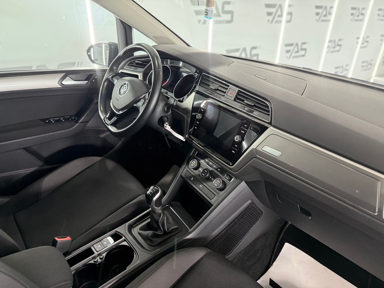 Imagen 92 del Volkswagen Touran en Auto Select Edition, Figueres