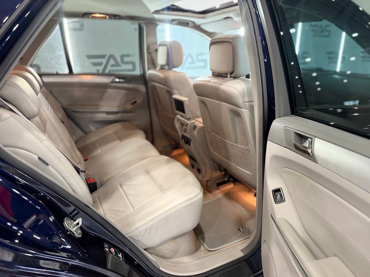 Imagen 189 del Mercedes Clase M en Auto Select Edition, Figueres