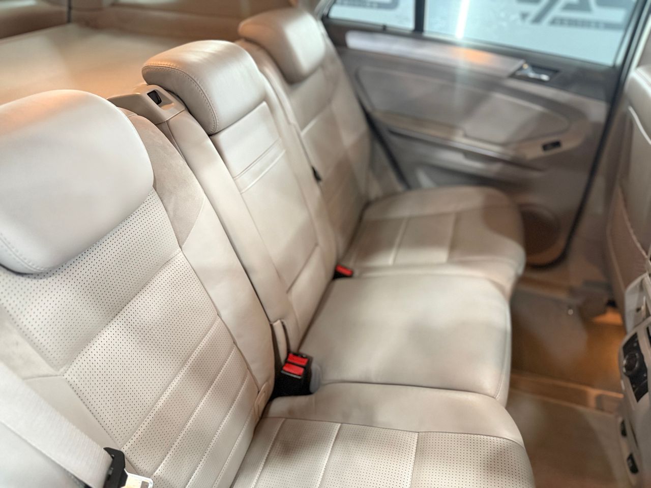 Imagen 212 del Mercedes Clase M en Auto Select Edition, Figueres