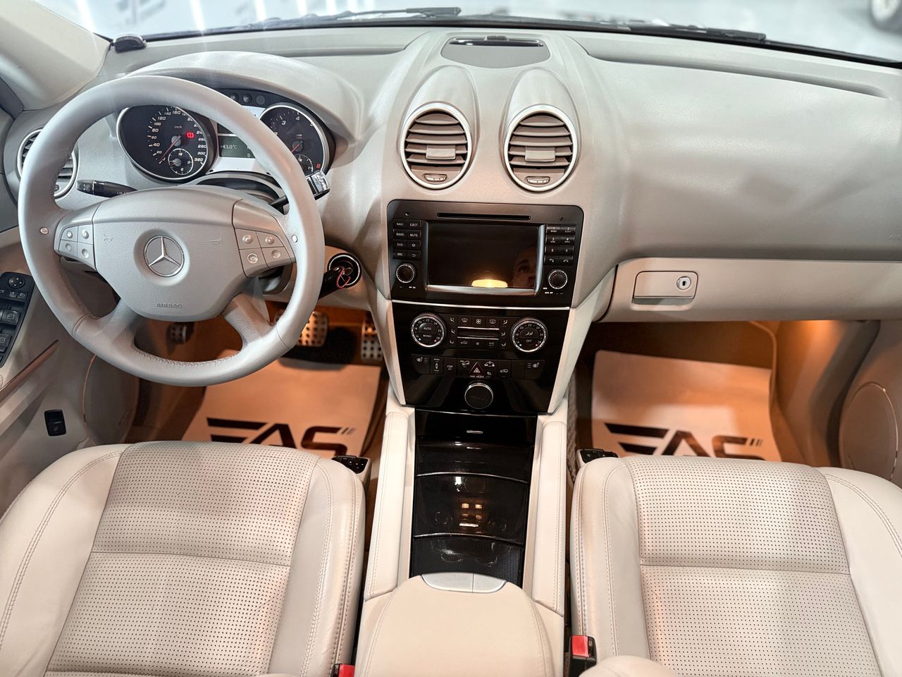 Imagen 216 del Mercedes Clase M en Auto Select Edition, Figueres