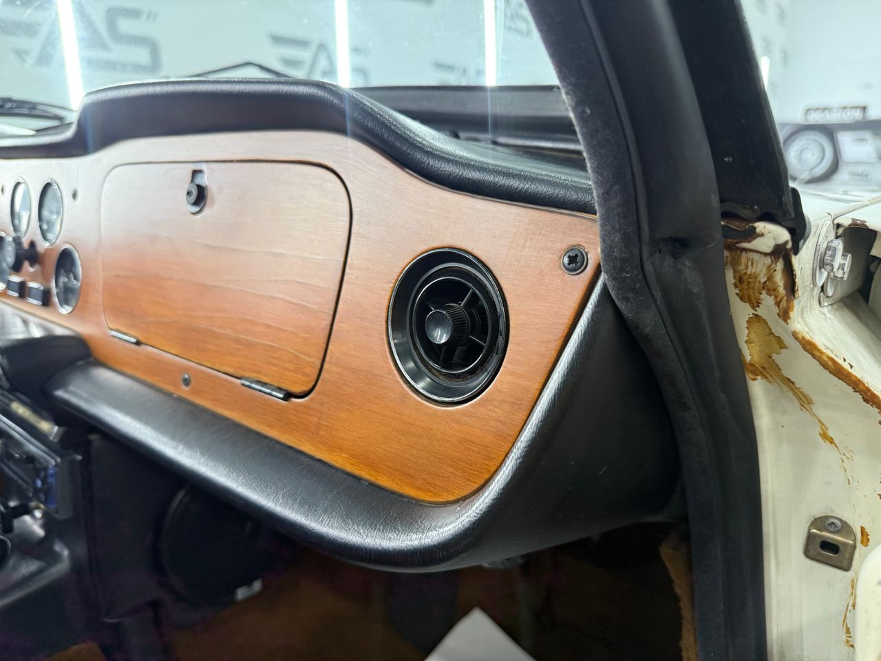 Imagen 199 del Triumph TR6 en Auto Select Edition, Figueres