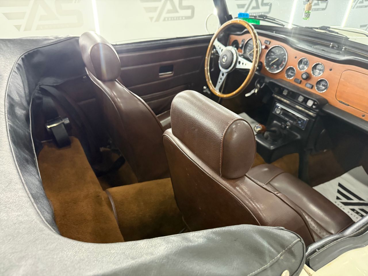 Imagen 187 del Triumph TR6 en Auto Select Edition, Figueres