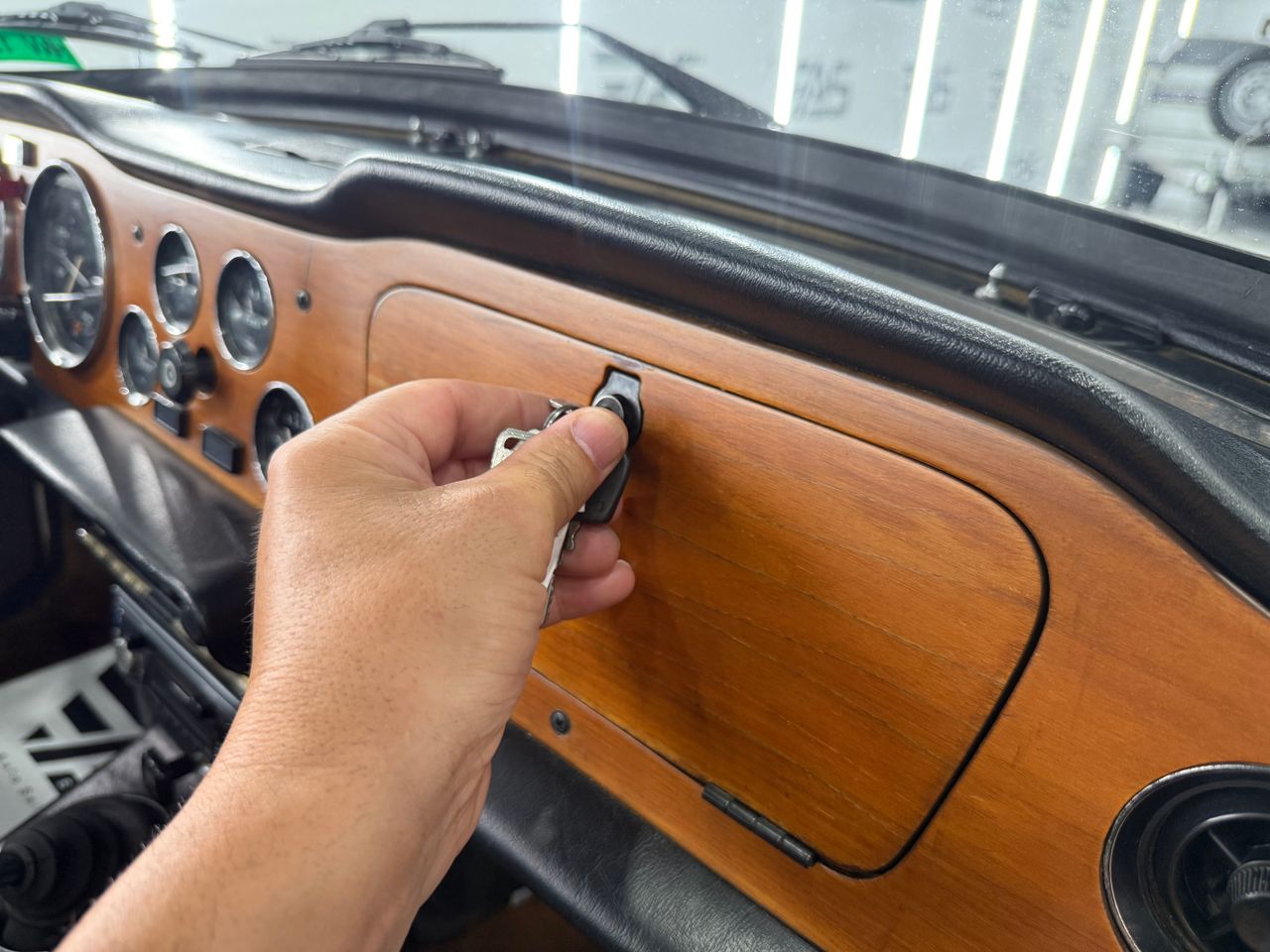 Imagen 200 del Triumph TR6 en Auto Select Edition, Figueres