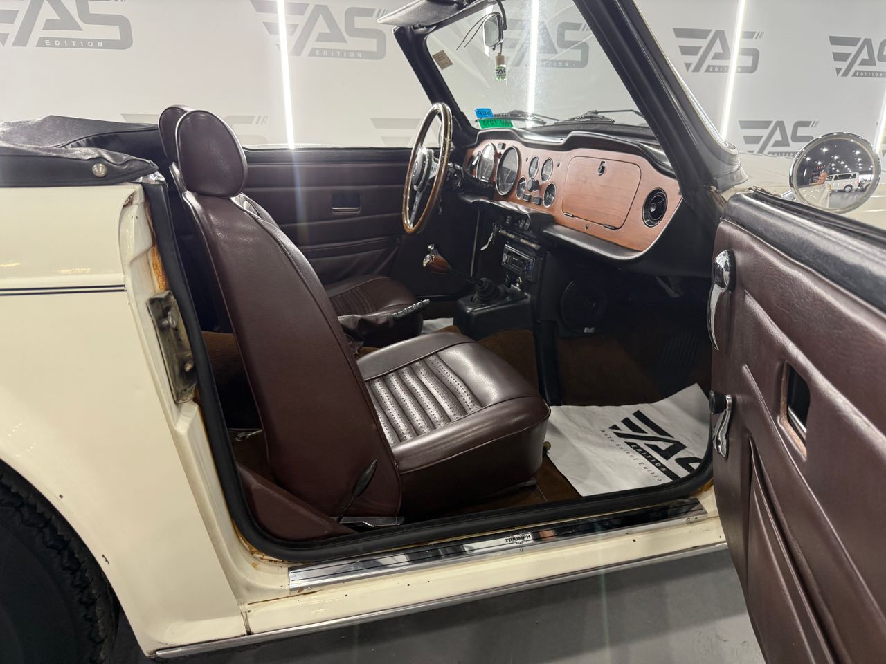 Imagen 191 del Triumph TR6 en Auto Select Edition, Figueres