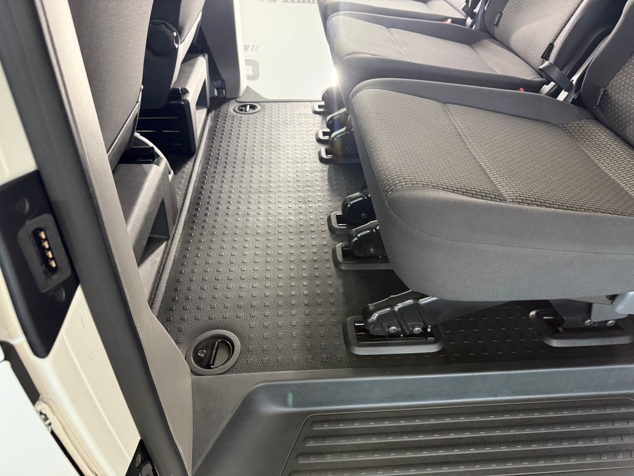 Imagen 103 del Volkswagen Caravelle en Auto Select Edition, Figueres