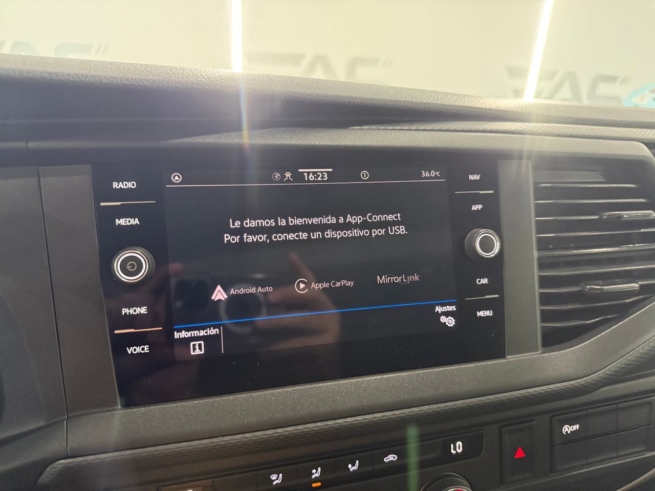 Imagen 97 del Volkswagen Caravelle en Auto Select Edition, Figueres