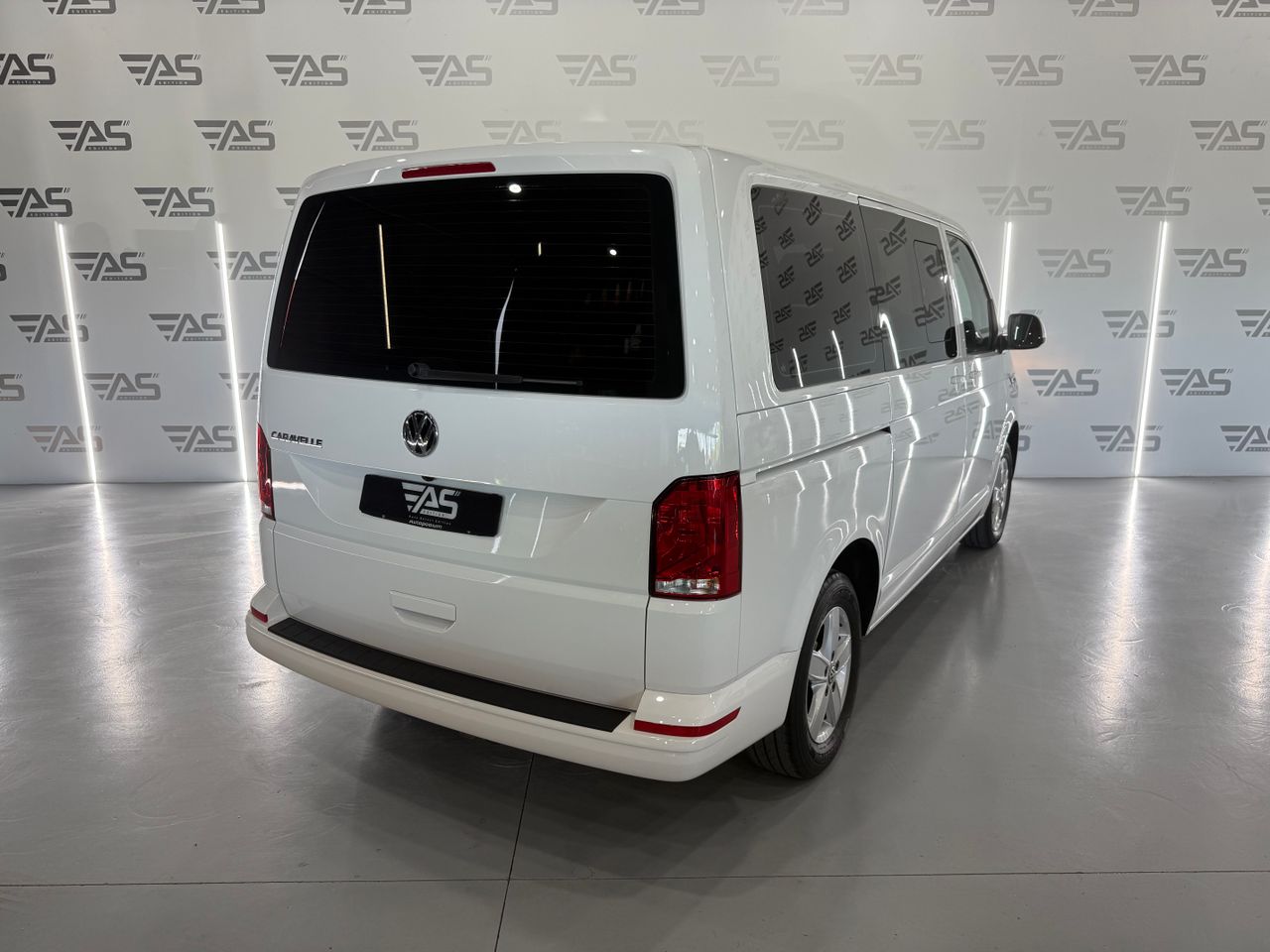 Imagen 4 del Volkswagen Caravelle en Auto Select Edition, Figueres