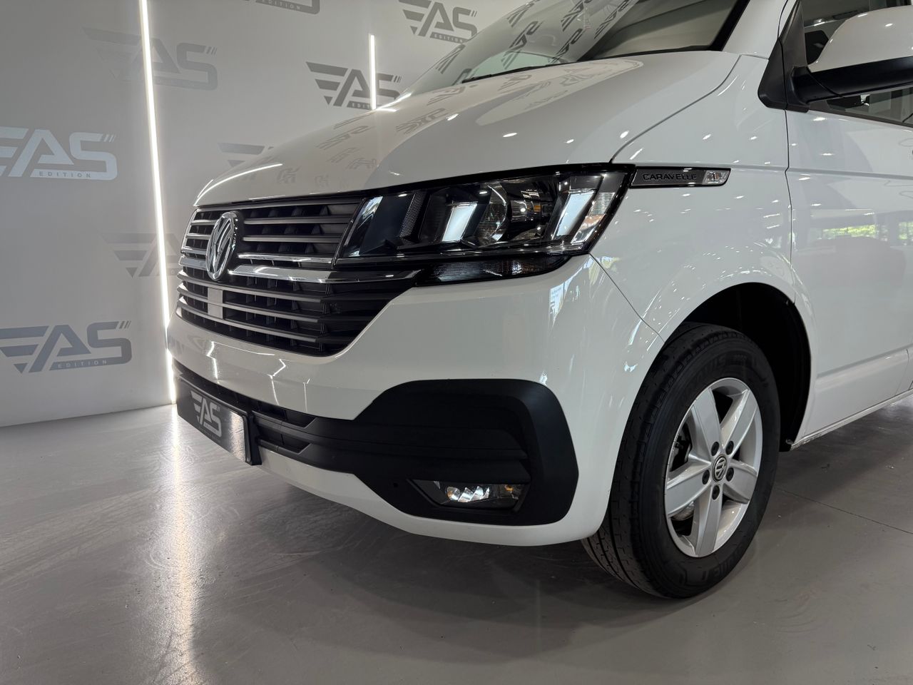 Imagen 16 del Volkswagen Caravelle en Auto Select Edition, Figueres