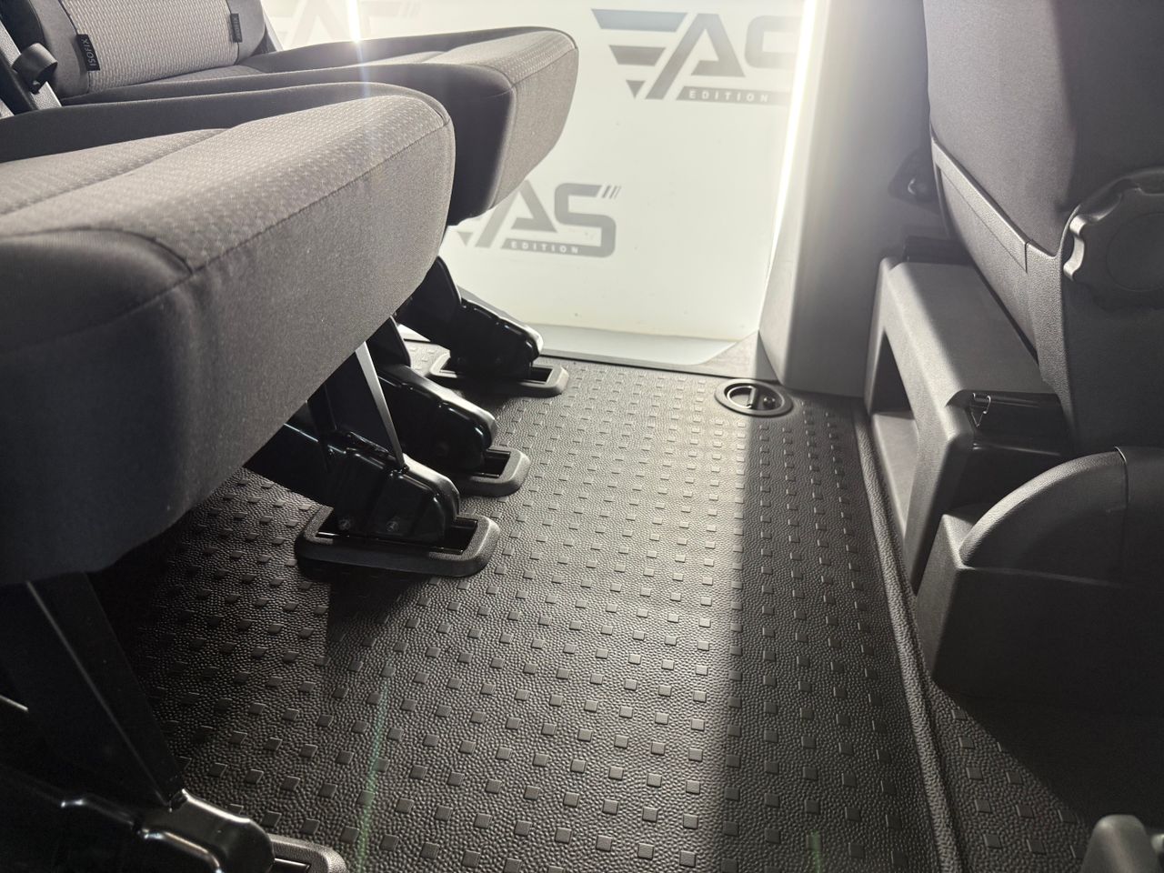Imagen 231 del Volkswagen Caravelle en Auto Select Edition, Figueres