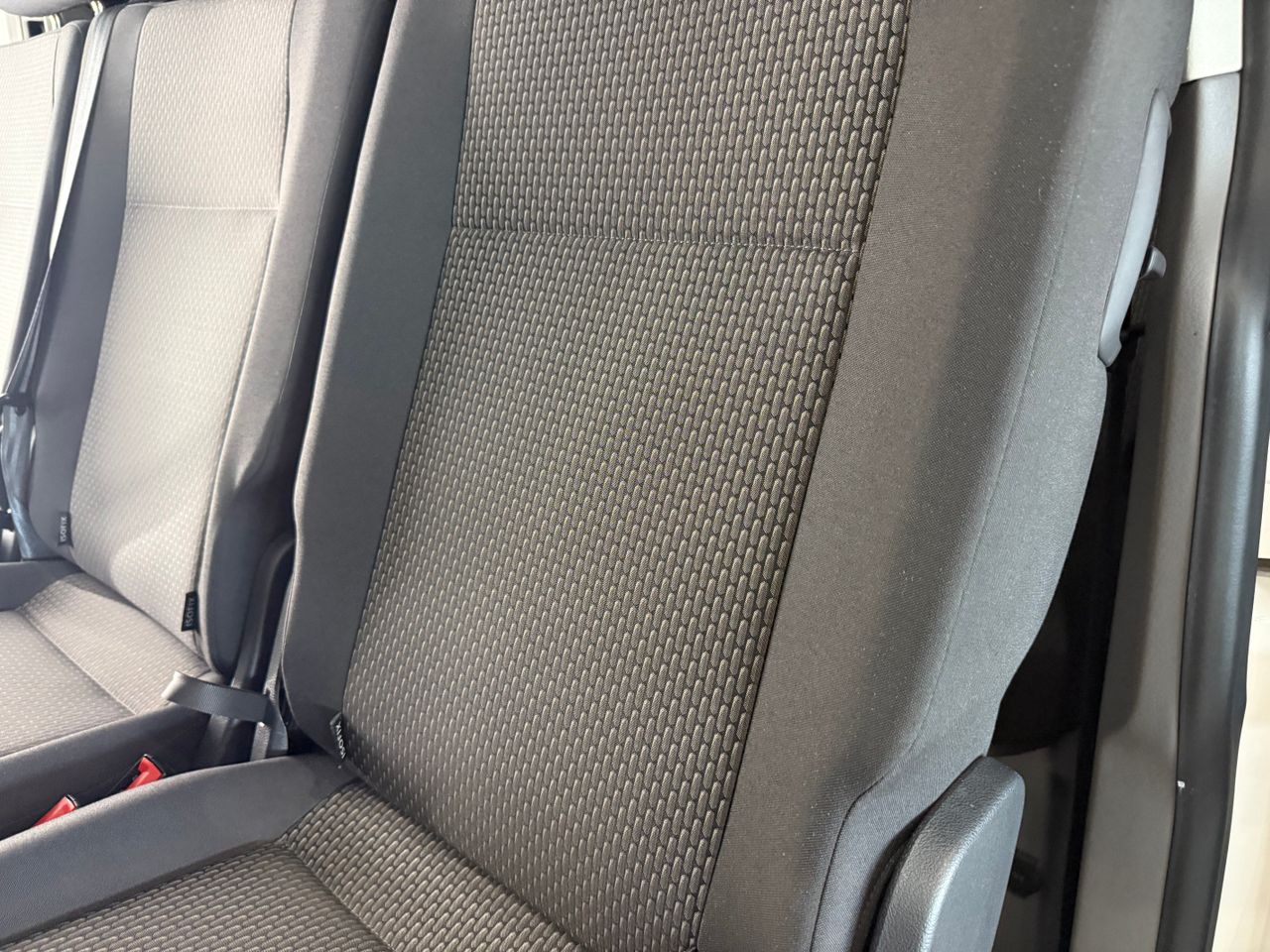 Imagen 106 del Volkswagen Caravelle en Auto Select Edition, Figueres
