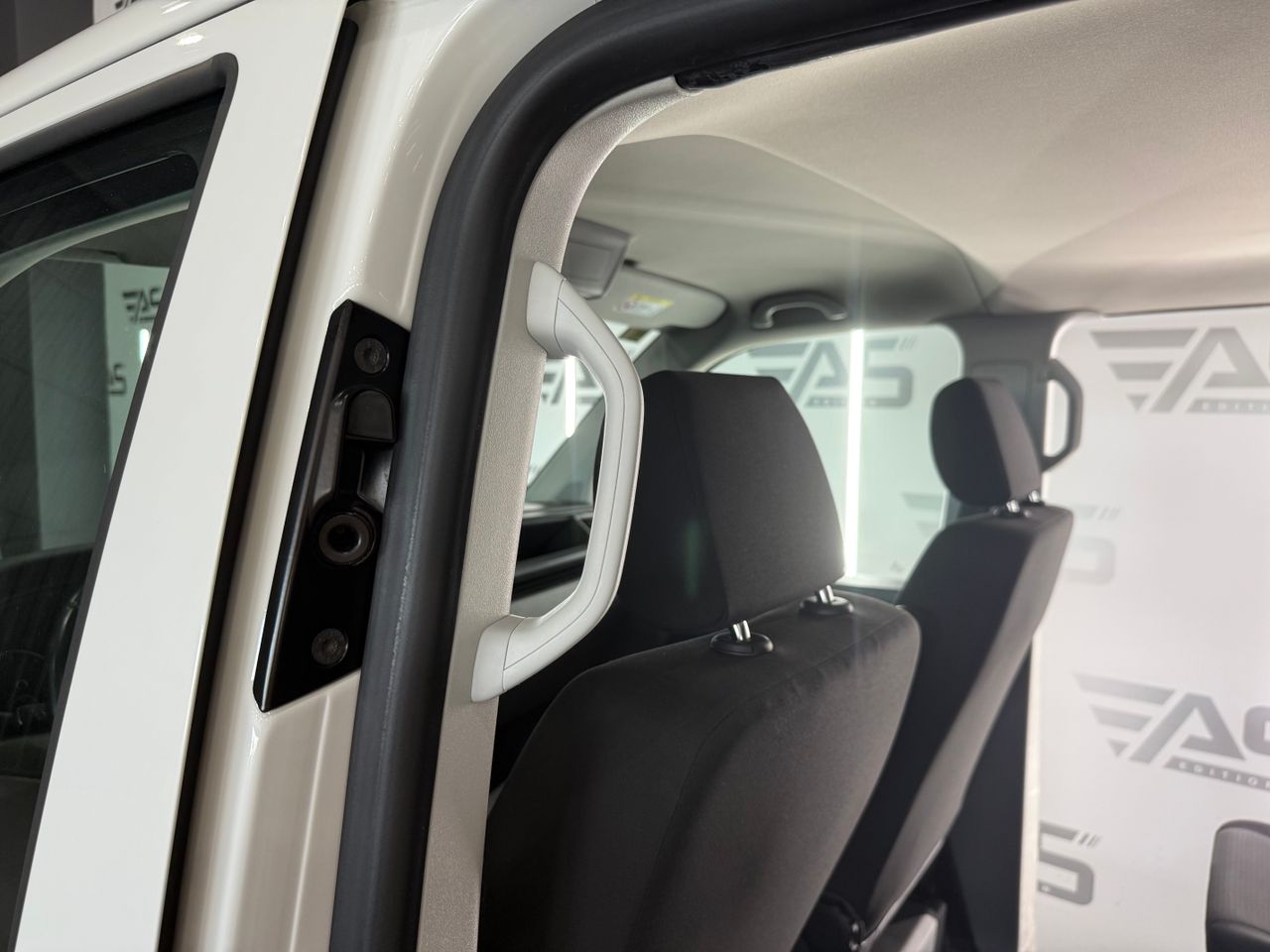 Imagen 113 del Volkswagen Caravelle en Auto Select Edition, Figueres