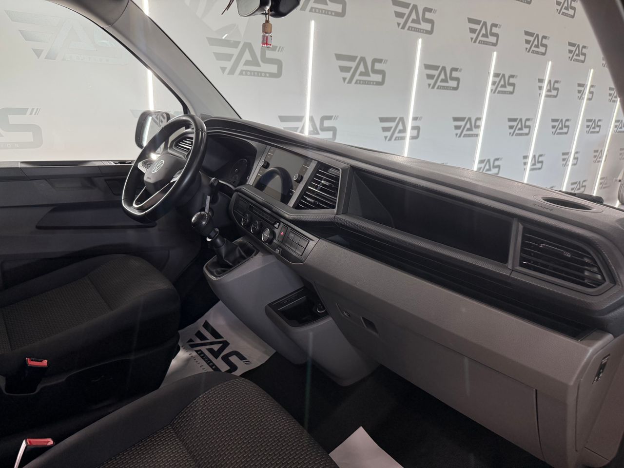 Imagen 190 del Volkswagen Caravelle en Auto Select Edition, Figueres