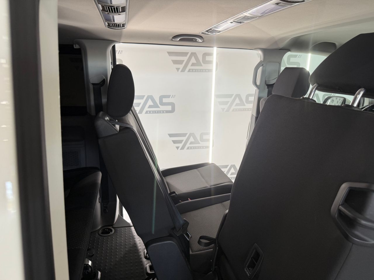 Imagen 228 del Volkswagen Caravelle en Auto Select Edition, Figueres