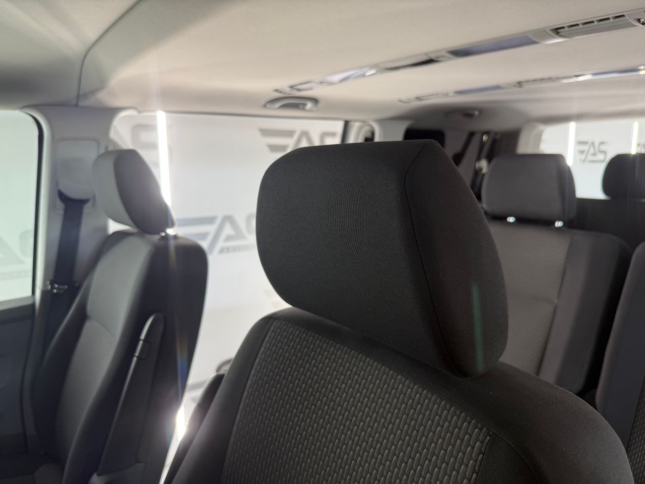 Imagen 148 del Volkswagen Caravelle en Auto Select Edition, Figueres
