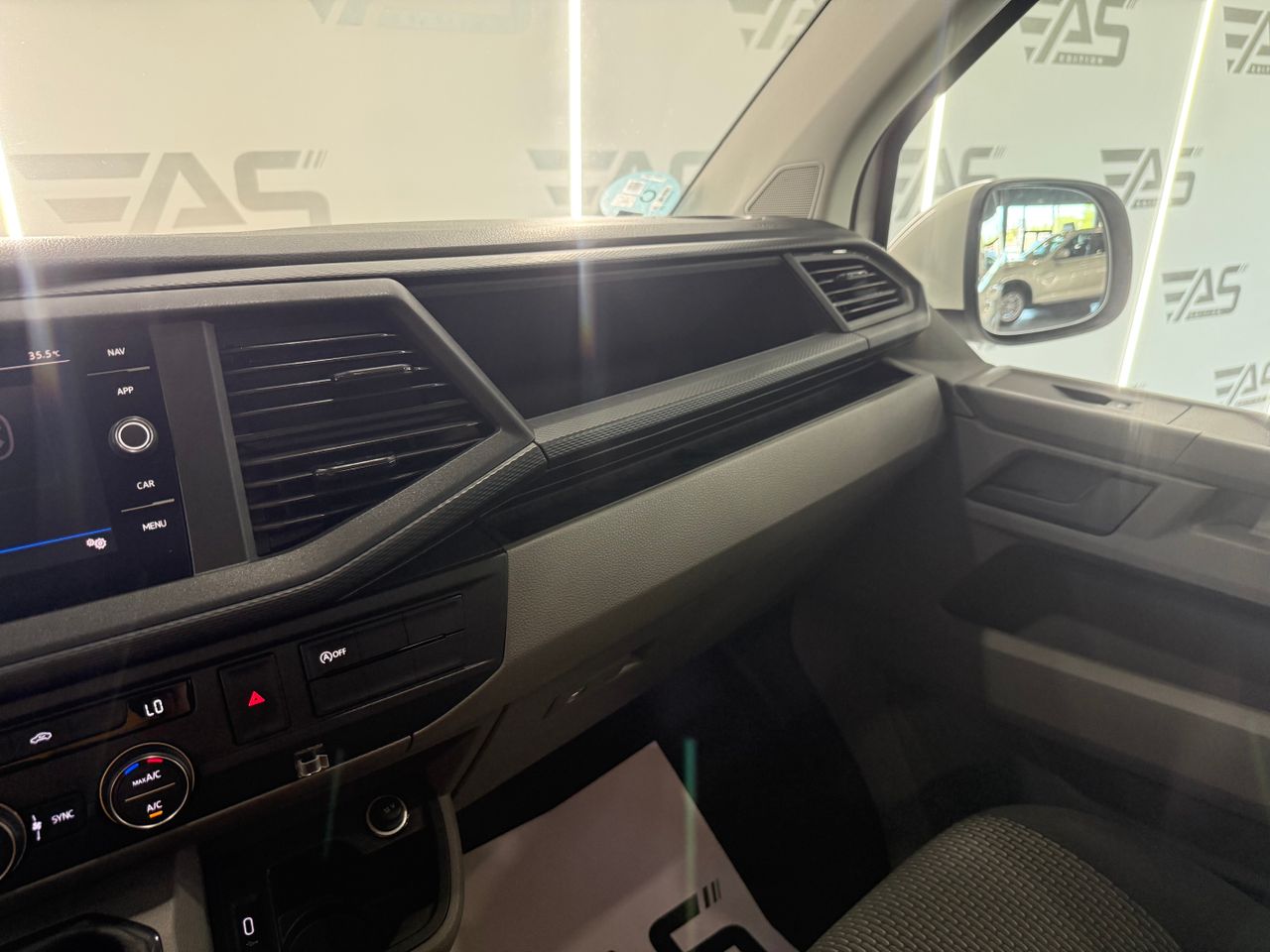 Imagen 173 del Volkswagen Caravelle en Auto Select Edition, Figueres