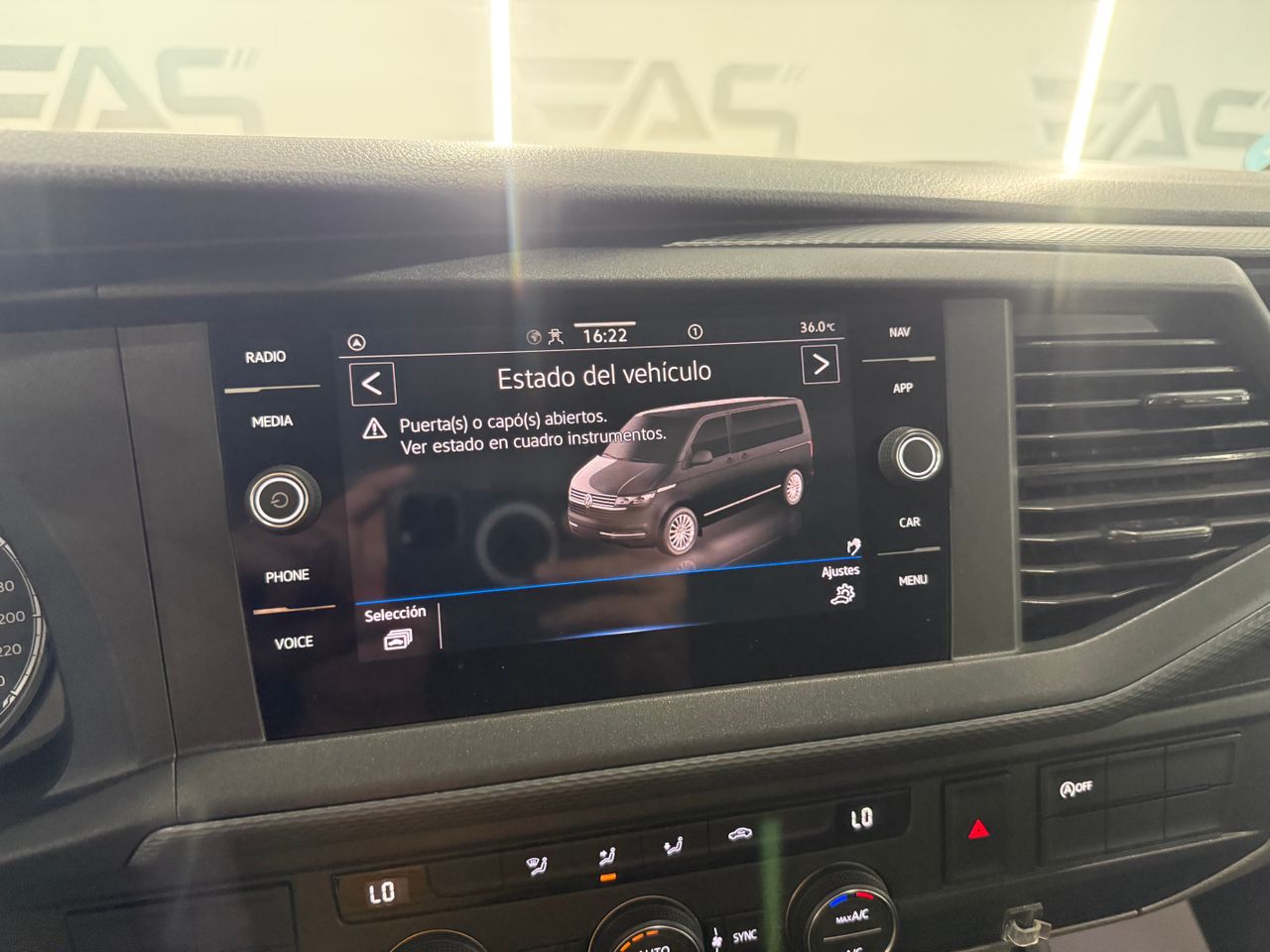Imagen 95 del Volkswagen Caravelle en Auto Select Edition, Figueres