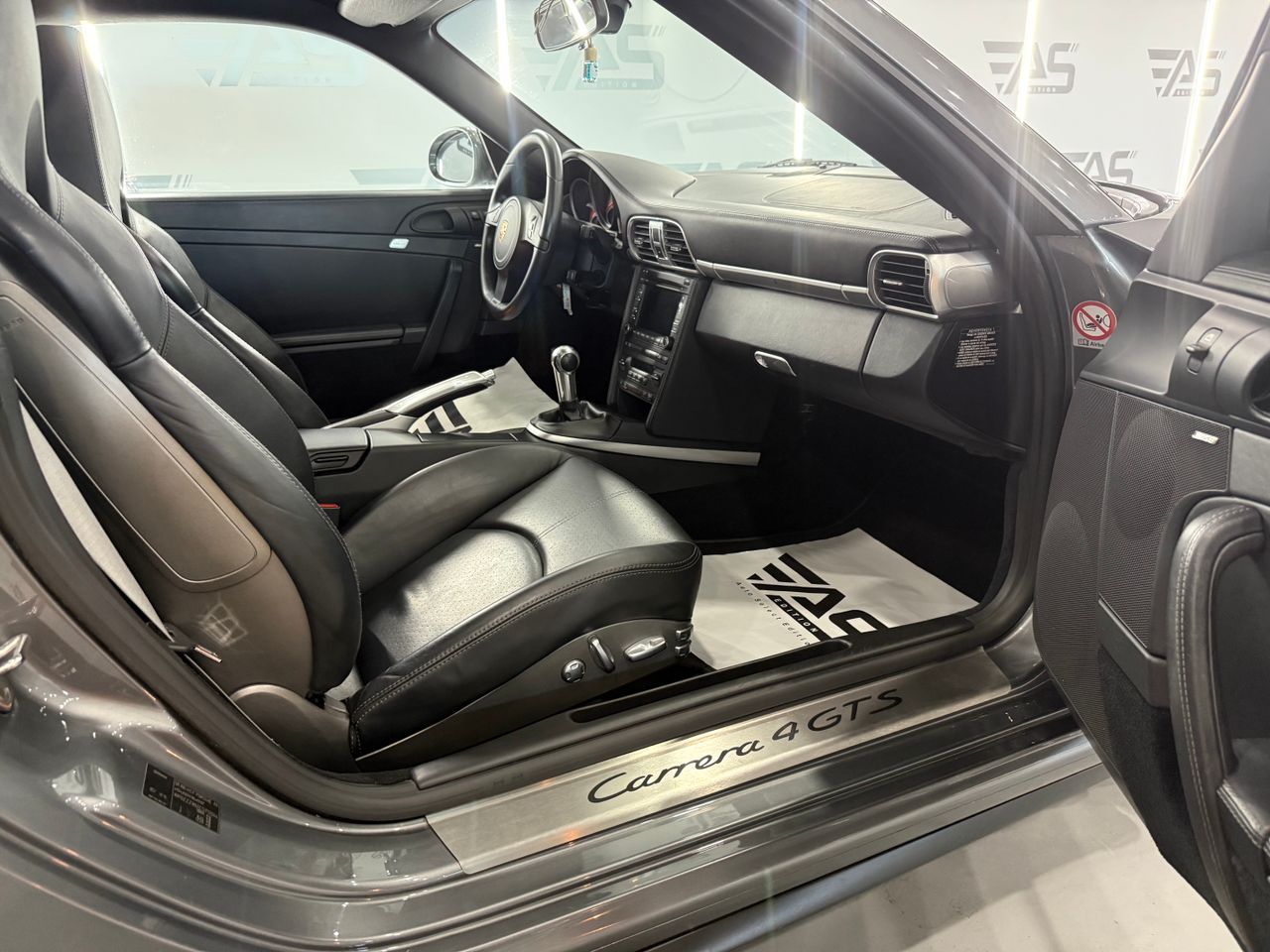 Imagen 118 del Porsche 911 en Auto Select Edition, Figueres