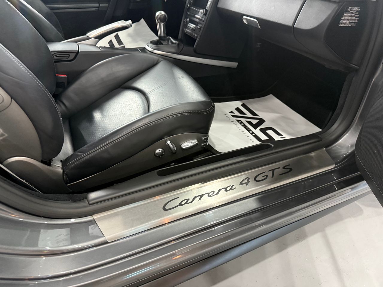Imagen 120 del Porsche 911 en Auto Select Edition, Figueres