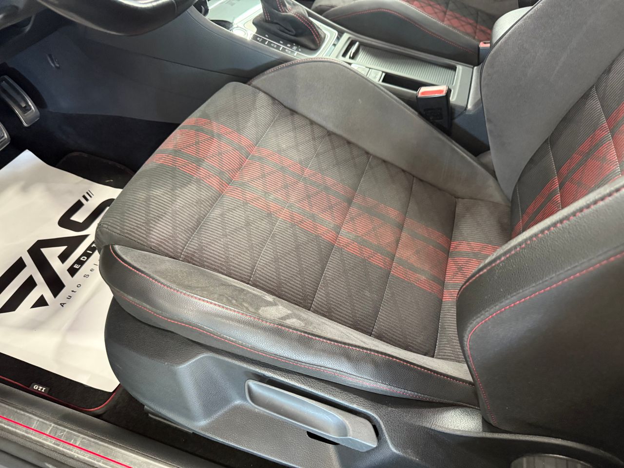 Imagen 135 del Volkswagen Golf en Auto Select Edition, Figueres