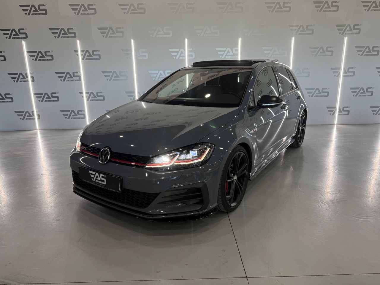 Volkswagen Golf GTI TCR 2.0 TSI 213kW(290CV) DSG