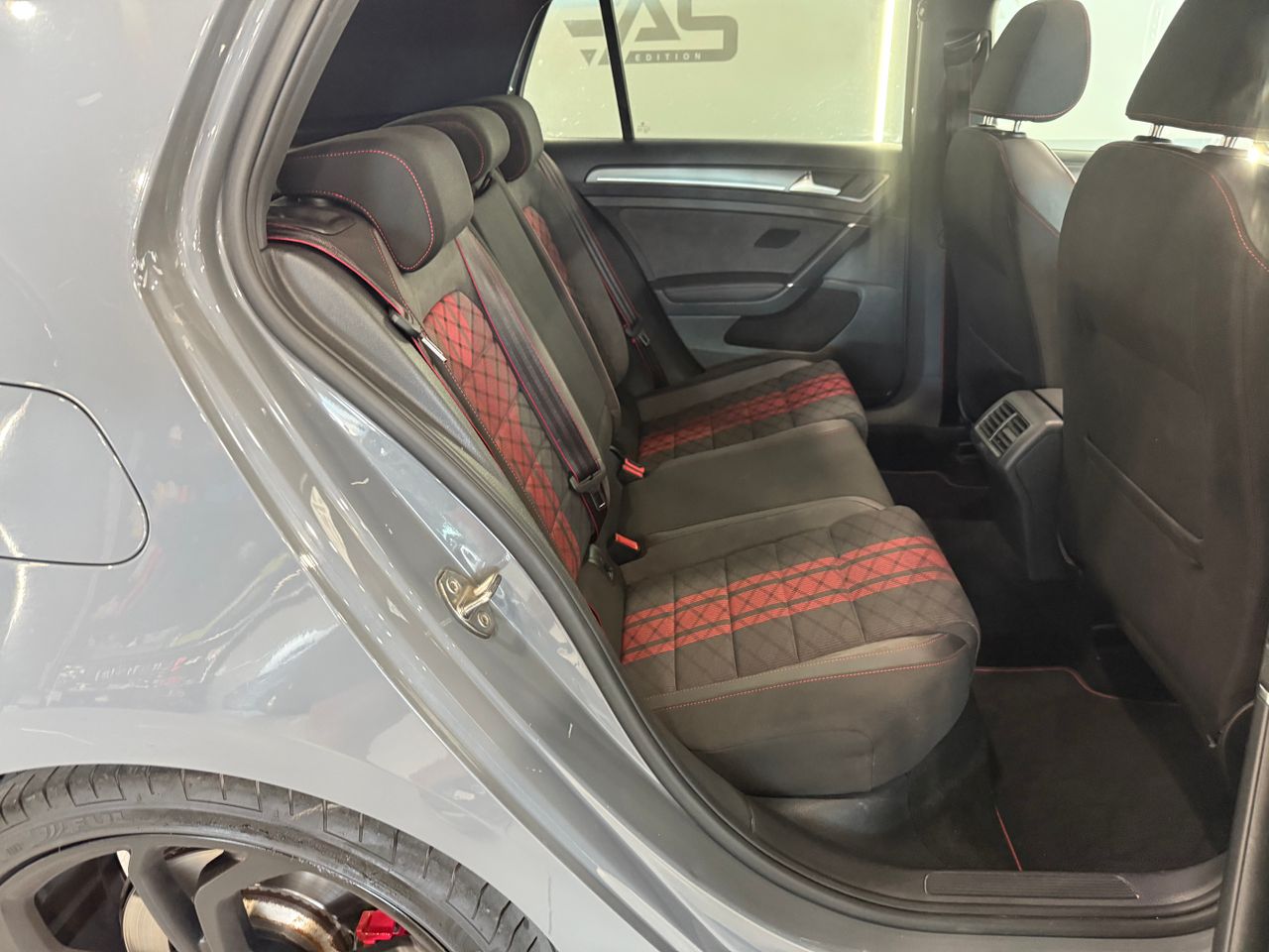 Imagen 96 del Volkswagen Golf en Auto Select Edition, Figueres