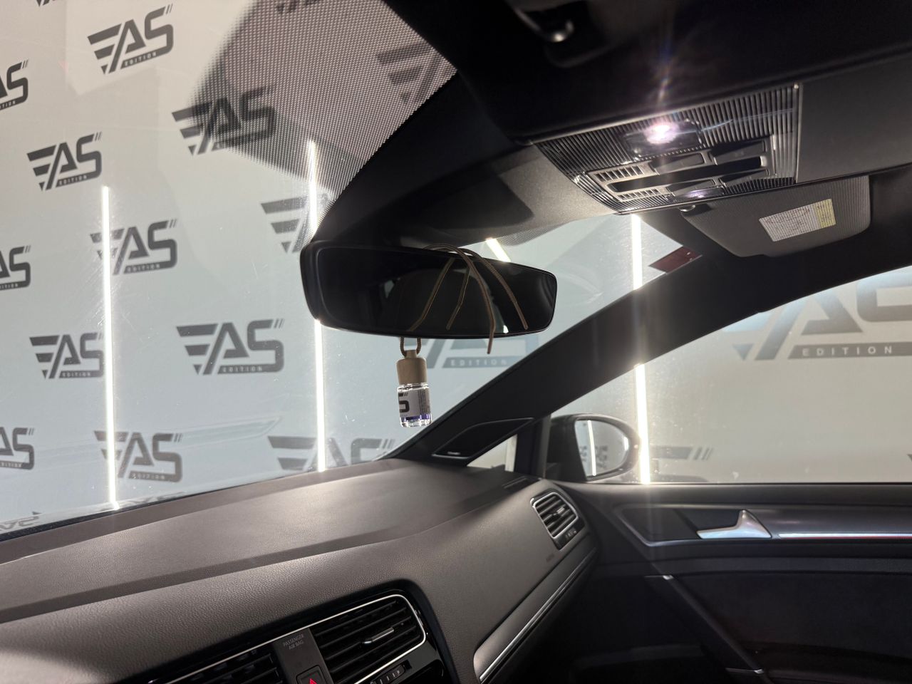 Imagen 126 del Volkswagen Golf en Auto Select Edition, Figueres